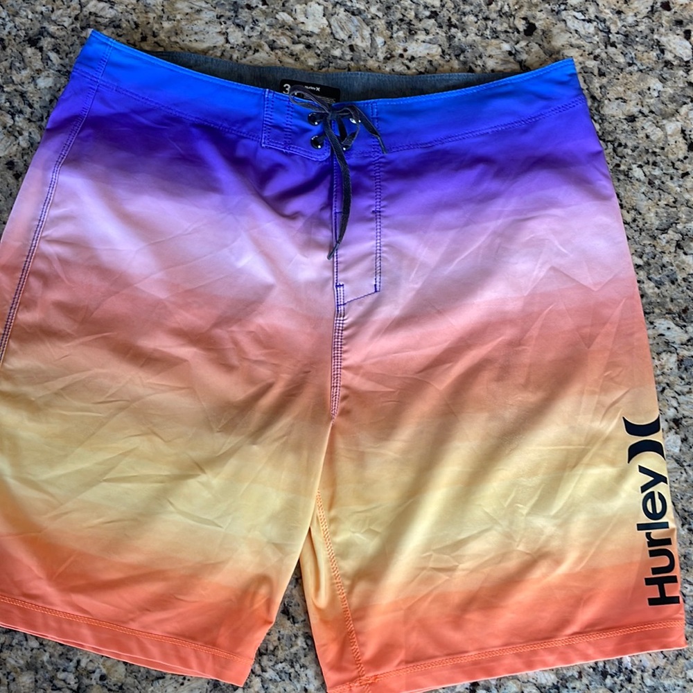 Hurley rainbow board short